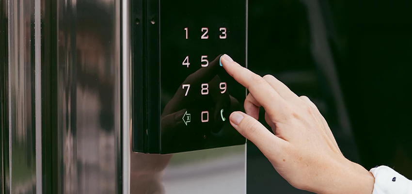 Business Locksmith Solutions in Mayflower Village, CA