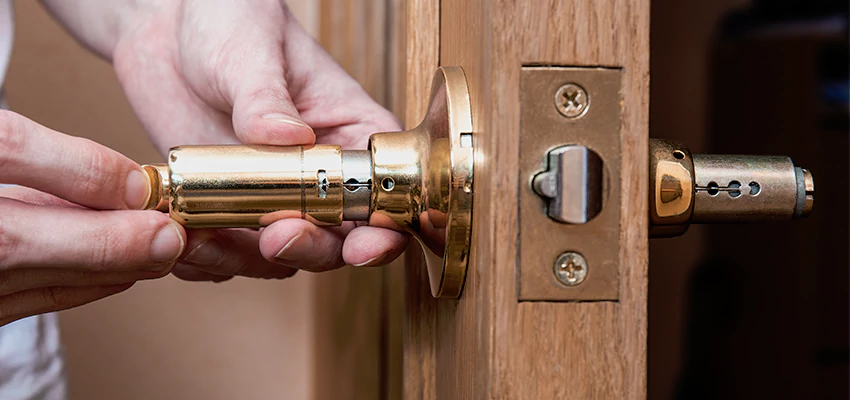 AAA Locksmiths For Lost Car Keys in Mayflower Village, California